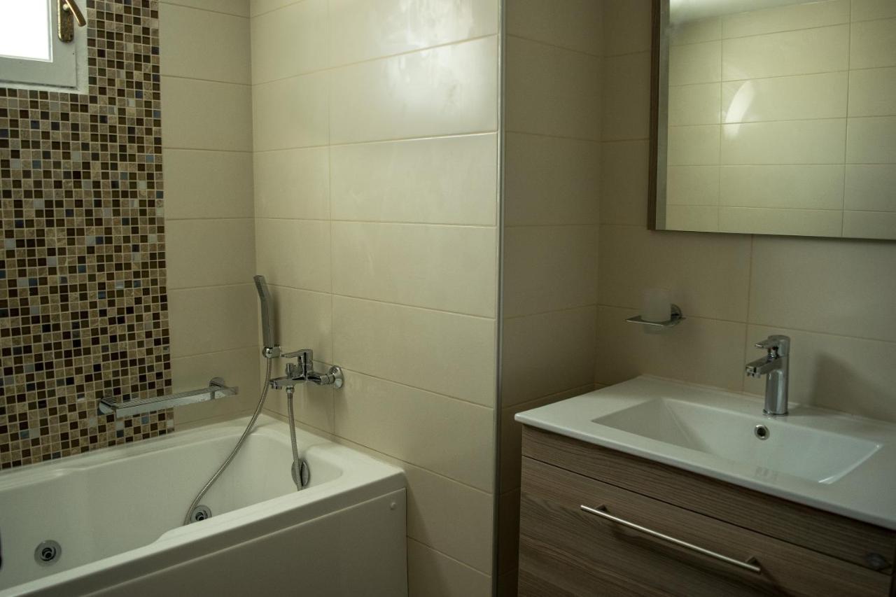 Niriides Luxury Villas Hersonissos  Exterior photo